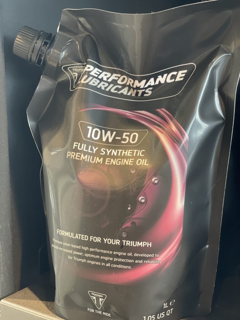 トライアンフ パフォーマンス ルーブリカンツ　エンジンオイル 10W-50：1ℓ